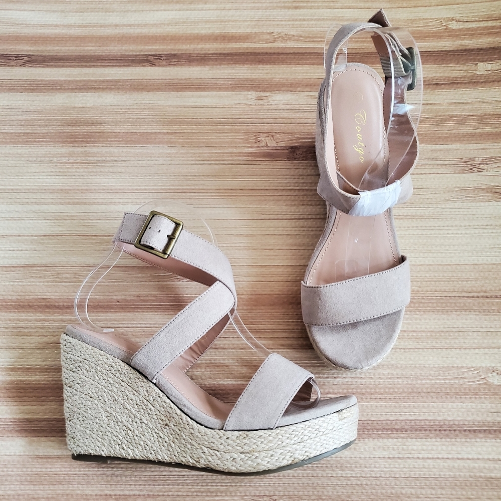 NWOB Coutgo Espadrille Wedge Platform Sandals